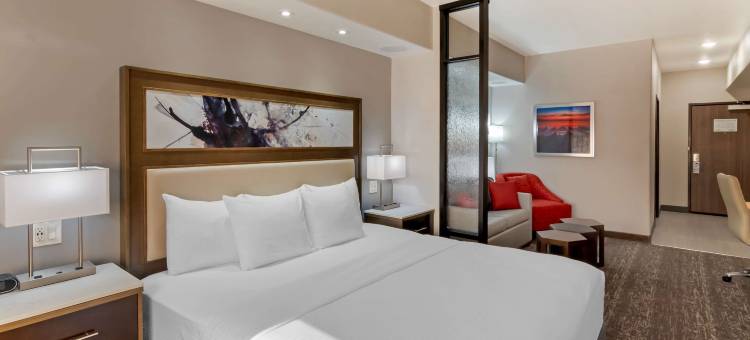 Best Western Premier Liberty Inn  Suites图片