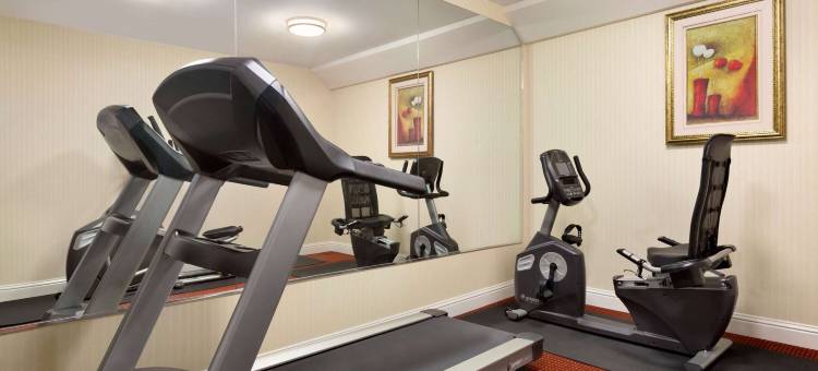 奥克兰市中心温德姆华美达酒店(Ramada by Wyndham Oakland Downtown City Center)图片