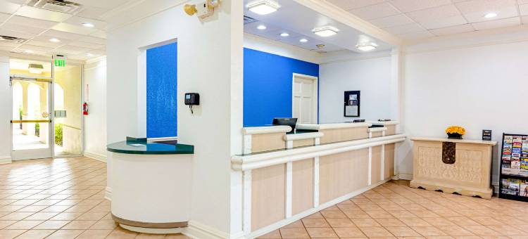 罗德威酒店(Rodeway Inn)图片