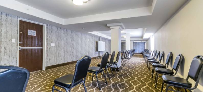 舒适套房酒店(Comfort Inn & Suites)图片