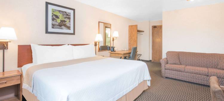 西拉皮德城温德姆戴斯酒店(Days Inn by Wyndham West Rapid City)图片