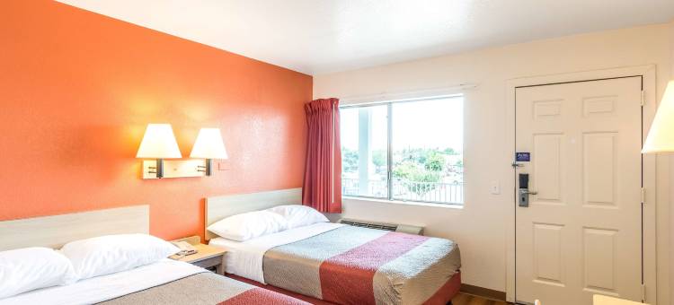 雷丁中央6号汽车旅馆(Motel 6 Redding, CA - Central)图片