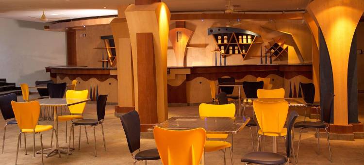 尼拉宫科兰酒店(Nila Palace)图片