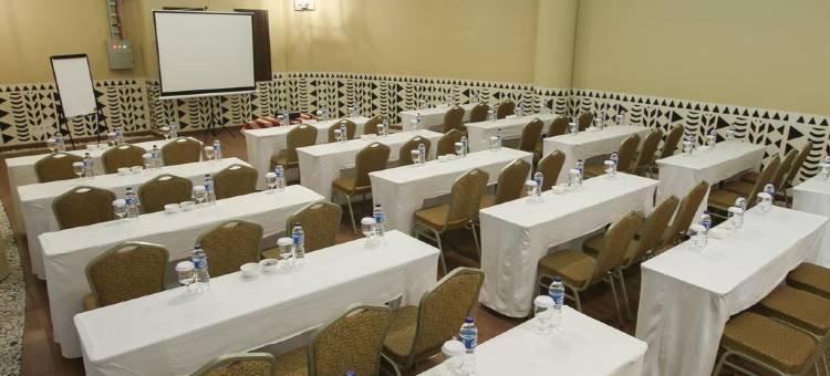 猴面包树野外度假村(Baobab Safari Resort)图片