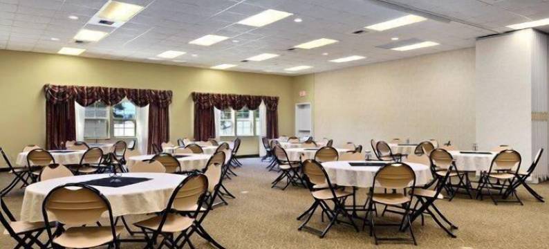 超越套房酒店(Stay Beyond Inn & Suites)图片