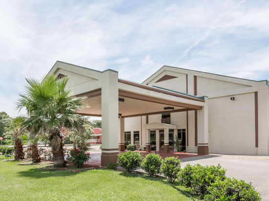 温德姆戴斯酒店 雷恩/克劳利