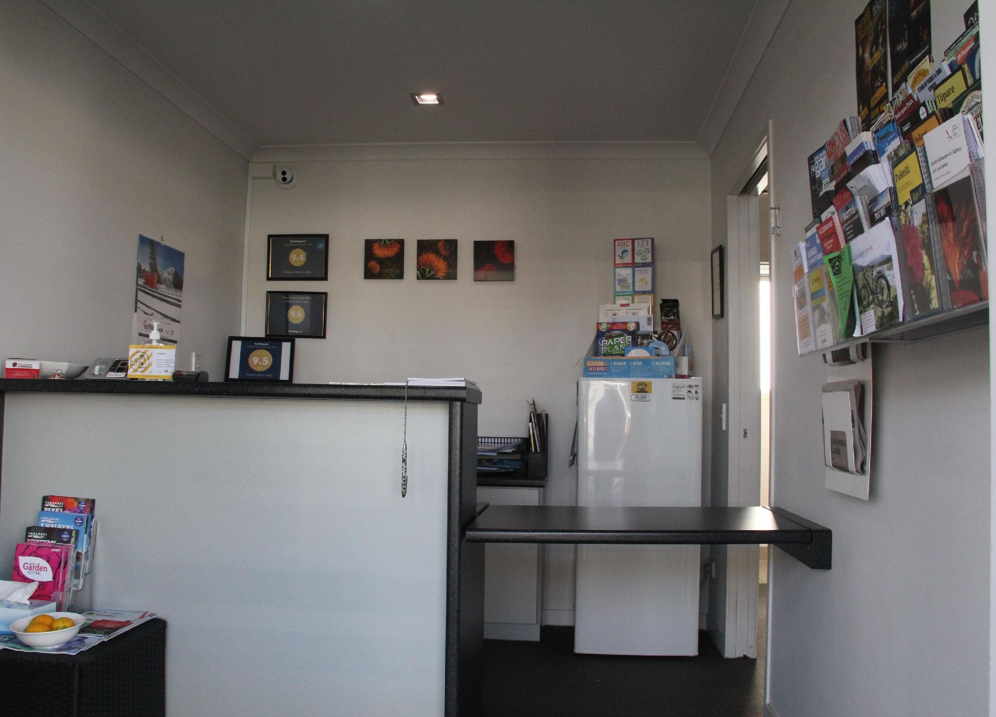 Pukekura Motor Lodge Over view