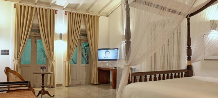 乌纳瓦图纳塔勒佩埃拉海滩酒店(Era Beach)图片