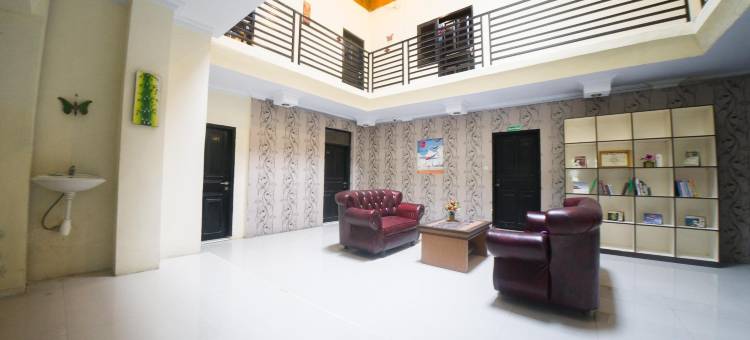 红多兹伊斯兰酒店-近RSUD艾南哈比比哥伦打洛(RedDoorz Syariah near RSUD Ainun Habibie Gorontalo)图片