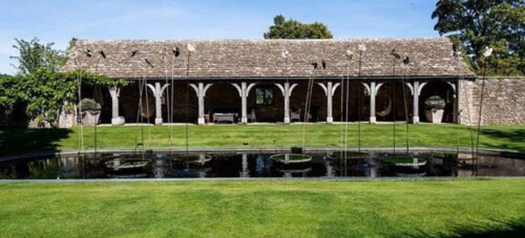 惠特利庄园酒店(Whatley Manor)图片