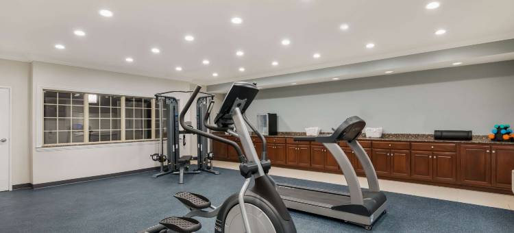 乔利埃特 I-80 美茵斯坦套房酒店(MainStay Suites Joliet I-80)图片