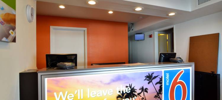 棕榈泉北6号汽车旅馆(Motel 6 North Palm Springs, CA - North)图片