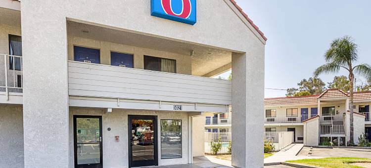 弗雷斯诺6号汽车旅馆 - 北巴求大道(Motel 6 Fresno, CA)图片