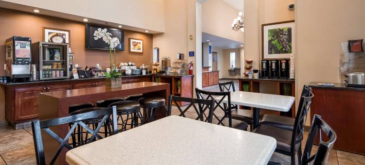 I-5贝斯特韦斯特优质酒店(Best Western I-5 Inn  Suites)图片