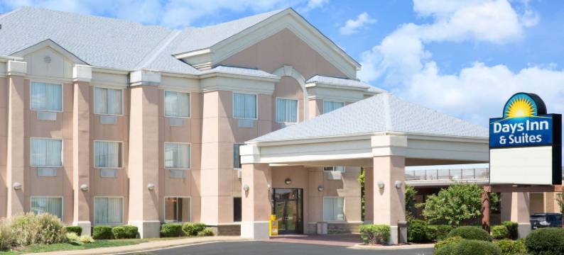 波卡洪塔斯温德姆戴斯套房酒店(Days Inn & Suites by Wyndham Pocahontas)图片