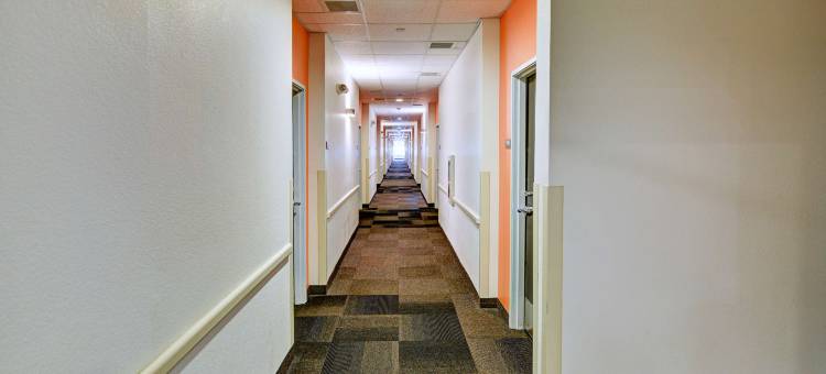 沃斯堡北湖赛道6号汽车旅馆(Motel 6 Roanoke, TX - Northlake - Speedway)图片