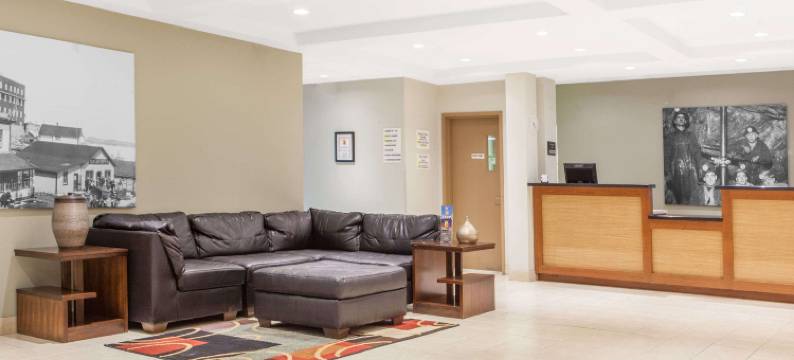 红湖速8酒店(Super 8 by Wyndham Red Lake ON)图片