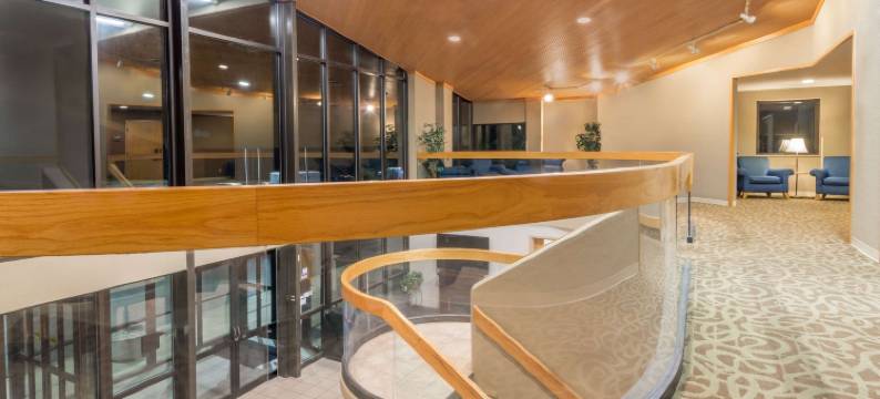 哥伦布北极星华美达酒店(Ramada by Wyndham Columbus North)图片