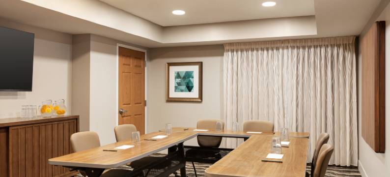 Staybridge Suites 韦恩堡(Staybridge Suites FORT WAYNE by IHG)图片