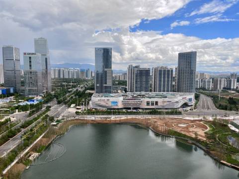 花容设计师酒店(昆明南站七彩云南第壹城店)图片
