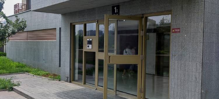 亮哥的公寓(青年南路分店)图片