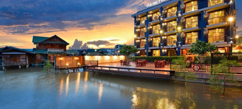 安葩洼河畔酒店(Amphawa Riverfront Hotel)图片