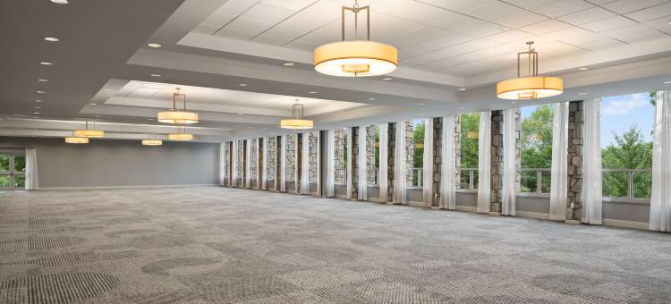 希尔顿逸林酒店-匹兹堡机场(DoubleTree by Hilton Hotel Pittsburgh Airport)图片