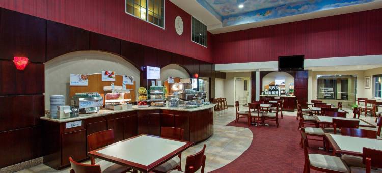 好莱坞星光大道智选假日酒店及套房(Holiday Inn Express & Suites Hollywood Walk of Fame)图片