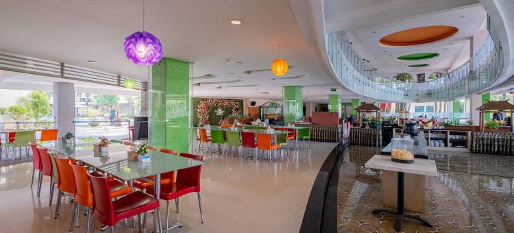 红多兹高级酒店-新埠头老兵街(RedDoorz Premium @ Jalan Veteran Bojonegoro)图片