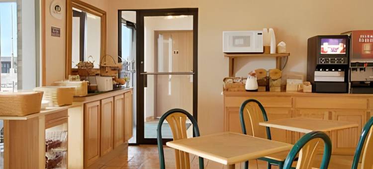 科林斯维尔圣路易斯速8汽车旅馆(Super 8 by Wyndham Collinsville St. Louis)图片