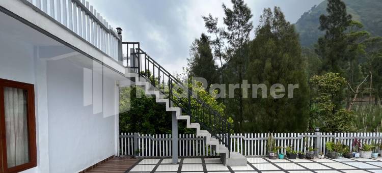 家庭民宿沙丽亚婆罗摩合伙红门酒店(Family Homestay Syariah Bromo Mitra RedDoorz)图片