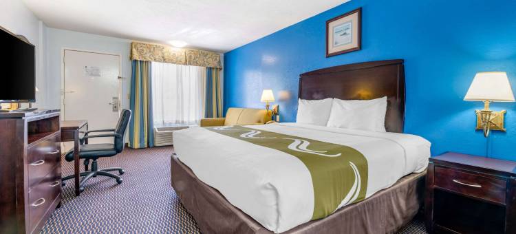 北萨拉索塔凯艺酒店-近丽都岛海滩(Quality Inn Sarasota North Near Lido Key Beach)图片