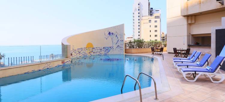 贝鲁特拉乌什温德姆华美达广场酒店(Ramada Plaza by Wyndham Beirut Raouche)图片