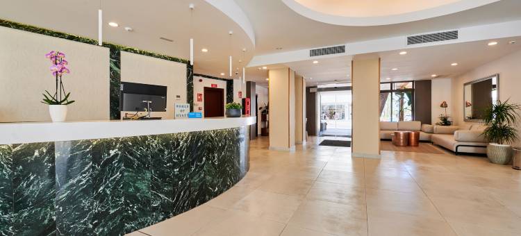 Alua Boccaccio图片