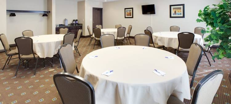 智选假日套房酒店奥马哈我 - 80(Holiday Inn Express & Suites Omaha I - 80)图片