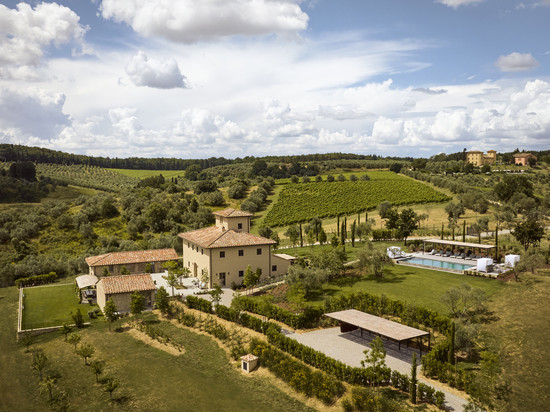 科莫尼罗城堡酒店