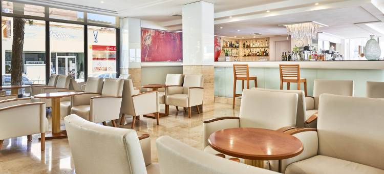 探路者全球酒店(Globales Pionero)图片