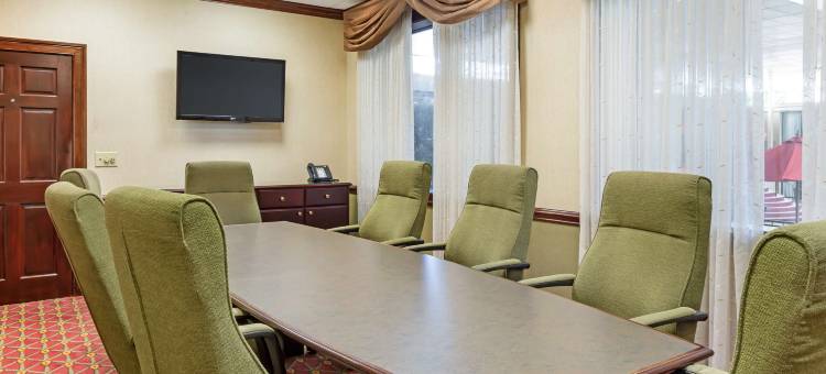 伯灵顿贝斯特韦斯特优质酒店(Best Western Plus Burlington)图片