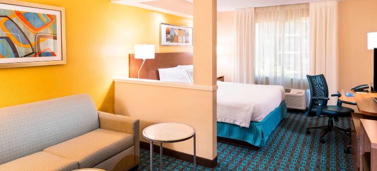 万枫酒店及套房亚特兰大佩里米特中心(Fairfield Inn & Suites Atlanta Perimeter Center)图片