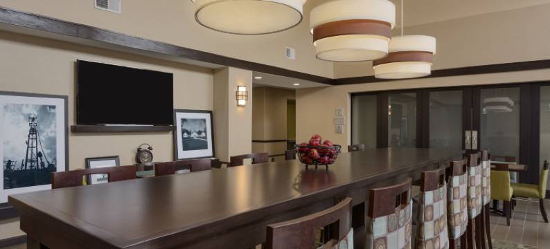 帕克斯堡市中心欢朋套房酒店(Hampton Inn & Suites Parkersburg Downtown)图片