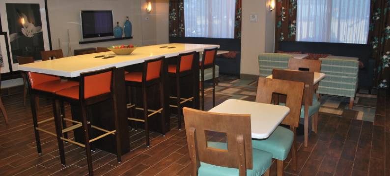 希尔顿欢朋酒店-什里夫波特机场(Hampton Inn Shreveport-Airport)图片