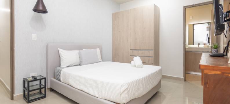 Luxury 1BR with balcony, Direct Access to 5th Ave图片