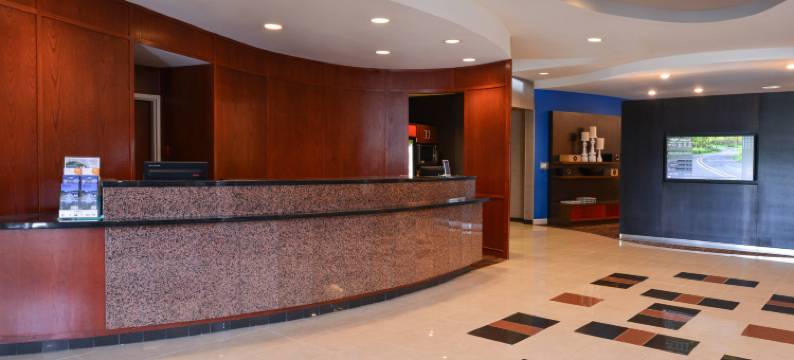 匹兹堡蒙罗维尔万怡酒店(Courtyard Pittsburgh Monroeville)图片