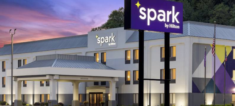 纽康麦斯敦希尔顿斯帕克酒店(Spark by Hilton Newcomerstown)图片