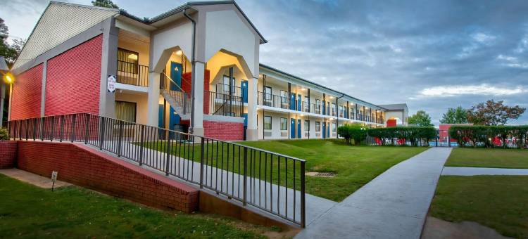 盖恩斯维尔6号汽车旅馆(Motel 6 Gainesville, GA)图片