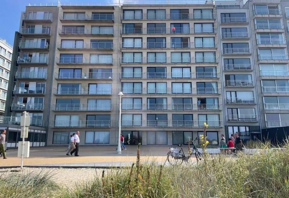 Apartment in Nieuwpoort by the Marina Hotel Overview