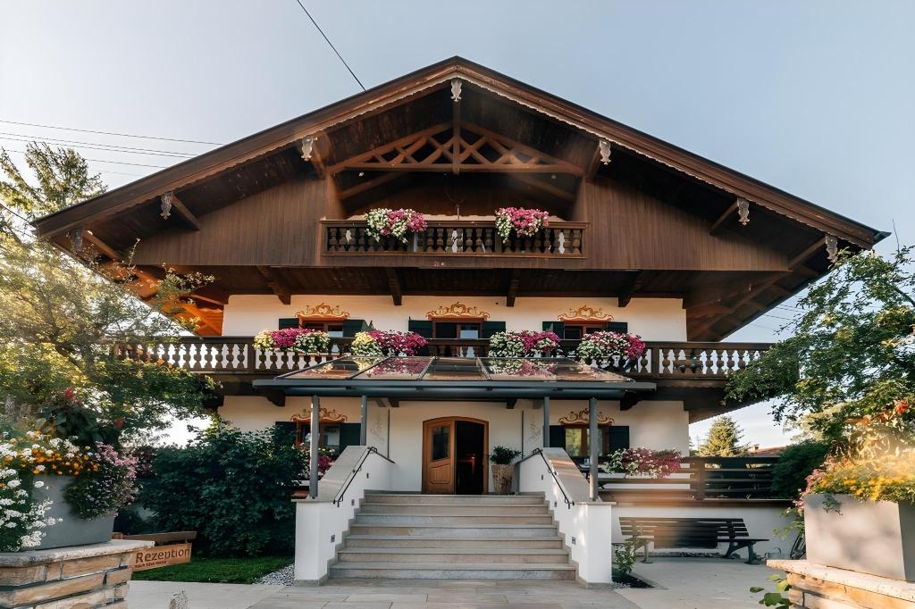 Hotel Alpensonne Over view