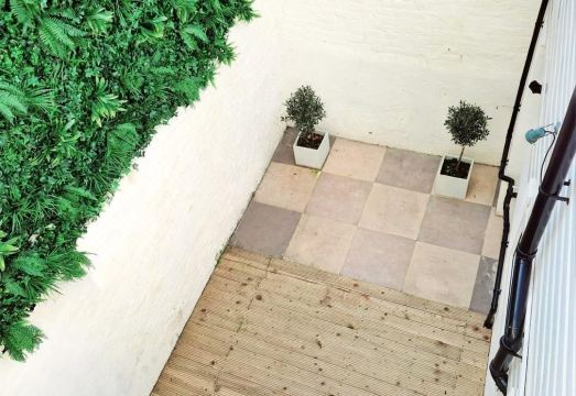 Upper Rock Brighton - Guest House Hotel Overview