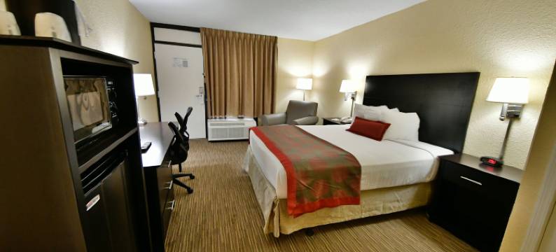 杰克逊维尔华美达酒店及会议中心(Ramada by Wyndham Jacksonville Hotel & Conference Center)图片