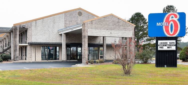肯利6号汽车旅馆(Motel 6 Kenly, NC)图片